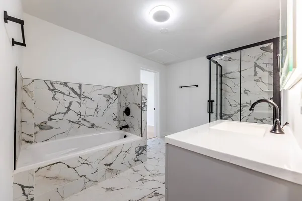 $400,000 | 21835 1/2 Richton Road, Matteson, IL 60443