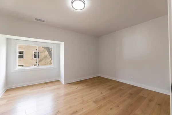 $400,000 | 21835 1/2 Richton Road, Matteson, IL 60443