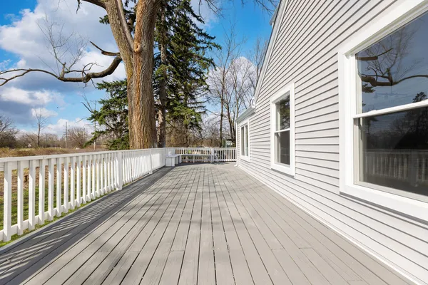 $400,000 | 21835 1/2 Richton Road, Matteson, IL 60443