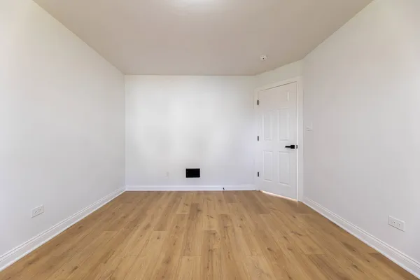 $400,000 | 21835 1/2 Richton Road, Matteson, IL 60443