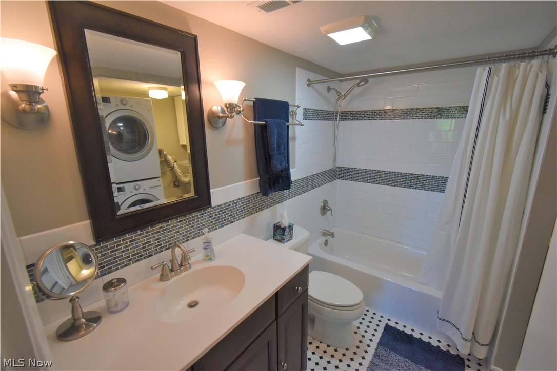 22950 Mastick Road, Unit 203 Cleveland, OH 44126 - Photo 30 of 35