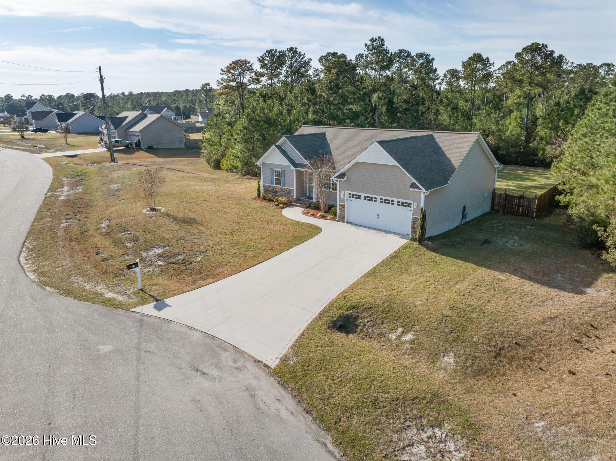 223 Lockwood Court Hubert, NC 28539 - Photo 36 of 43 17-web-or-mls-16