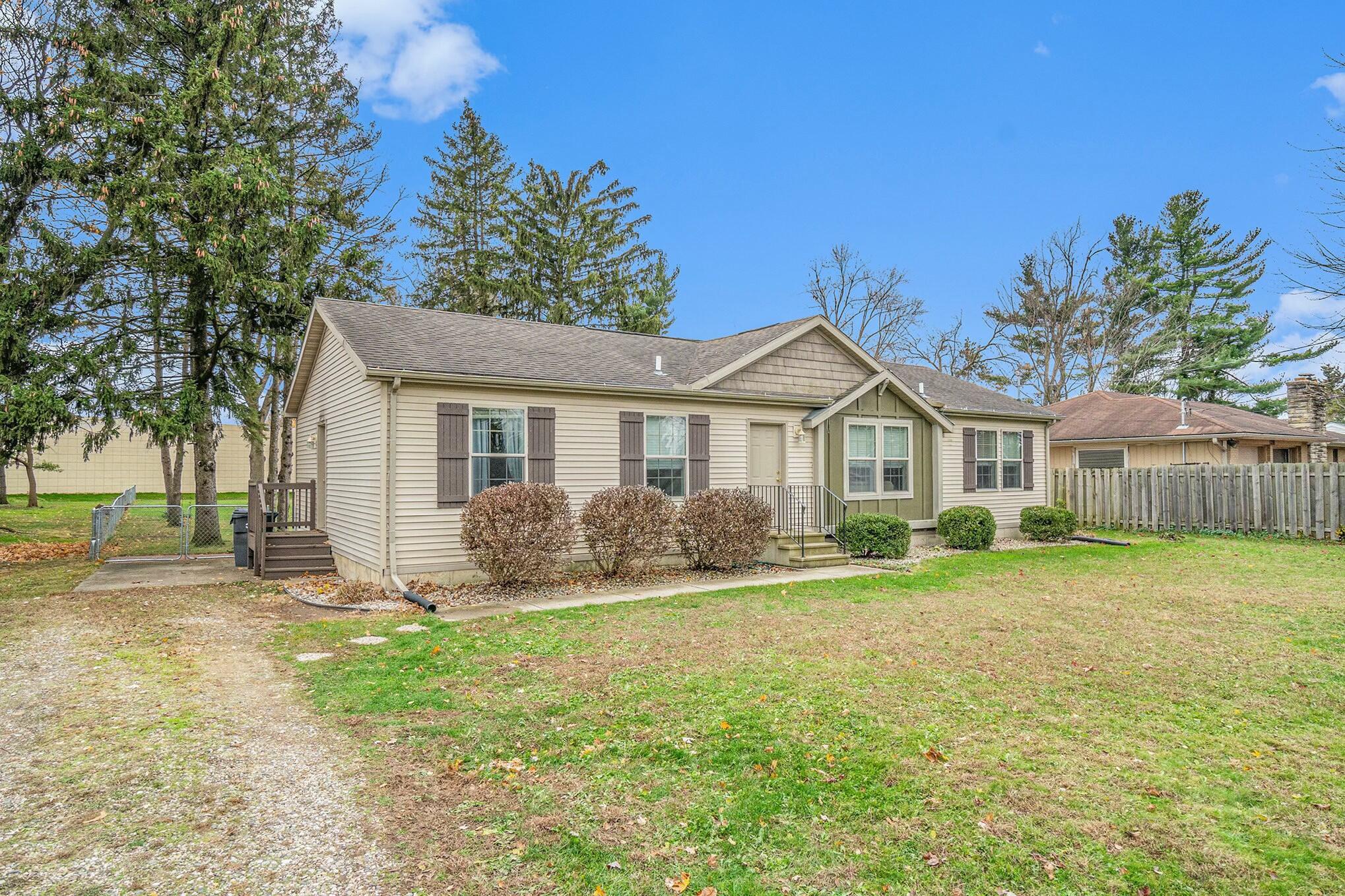 1326 East Kilgore Road Portage, MI 49002 - Photo 2 of 25 tempImageGRwZnZ