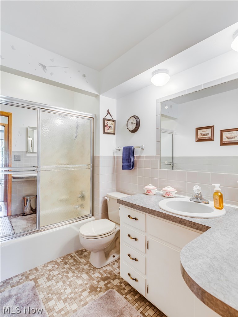 4690 Blake Road Seville, OH 44273 - Photo 16 of 35 Gallery Image 16