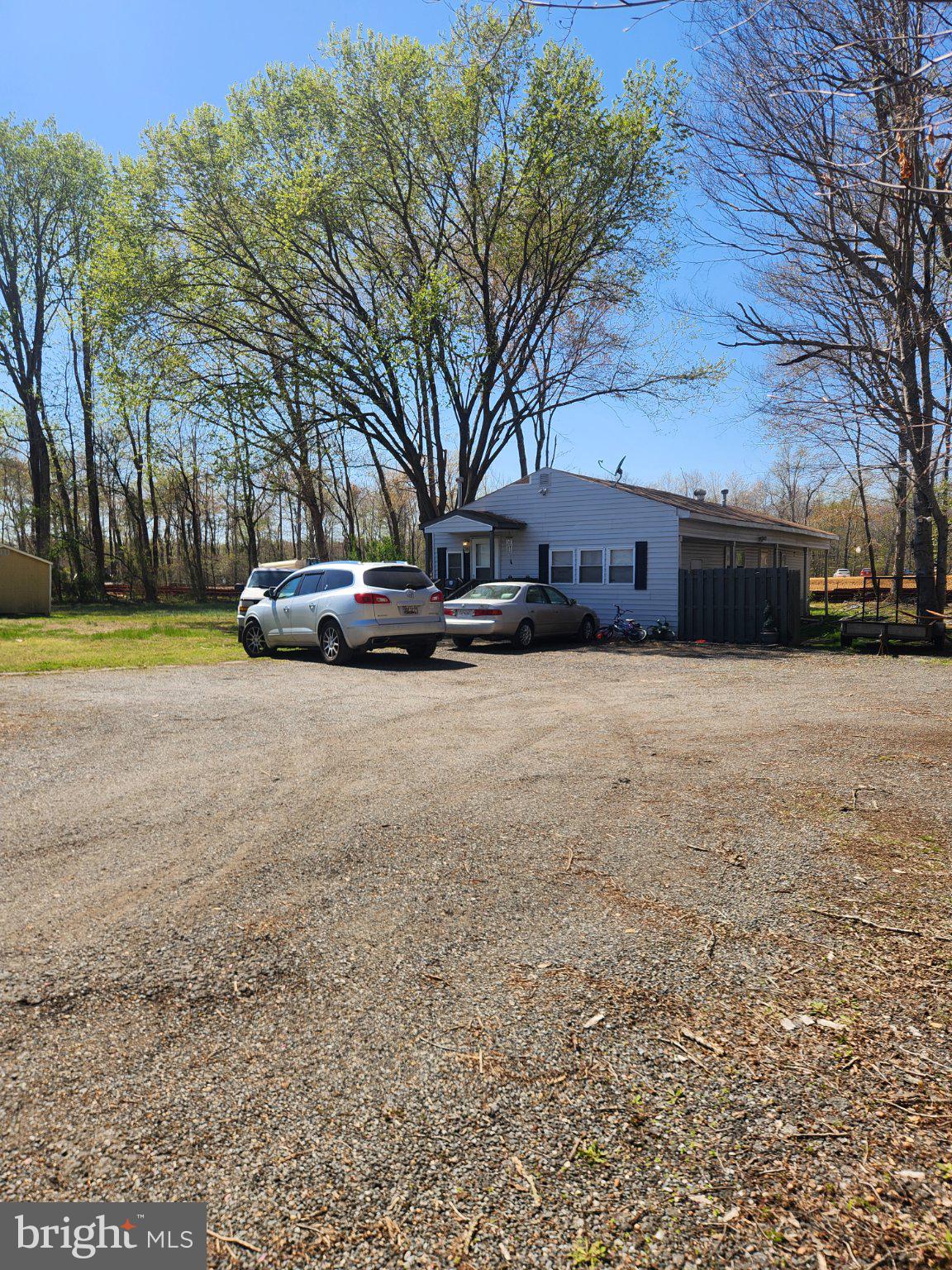 13621 Tower Road Brandywine, MD 20613 - Photo 7 of 10 Trailer/ Unit in the back of the home.