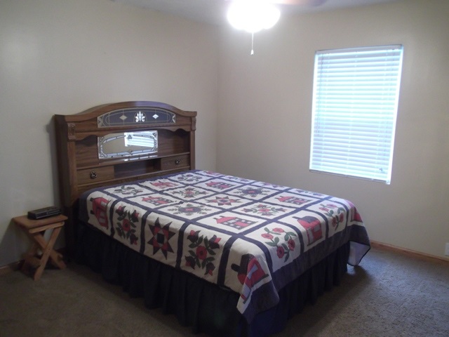 115 East Fuson Road Muncie, IN 47302 - Photo 4 of 18