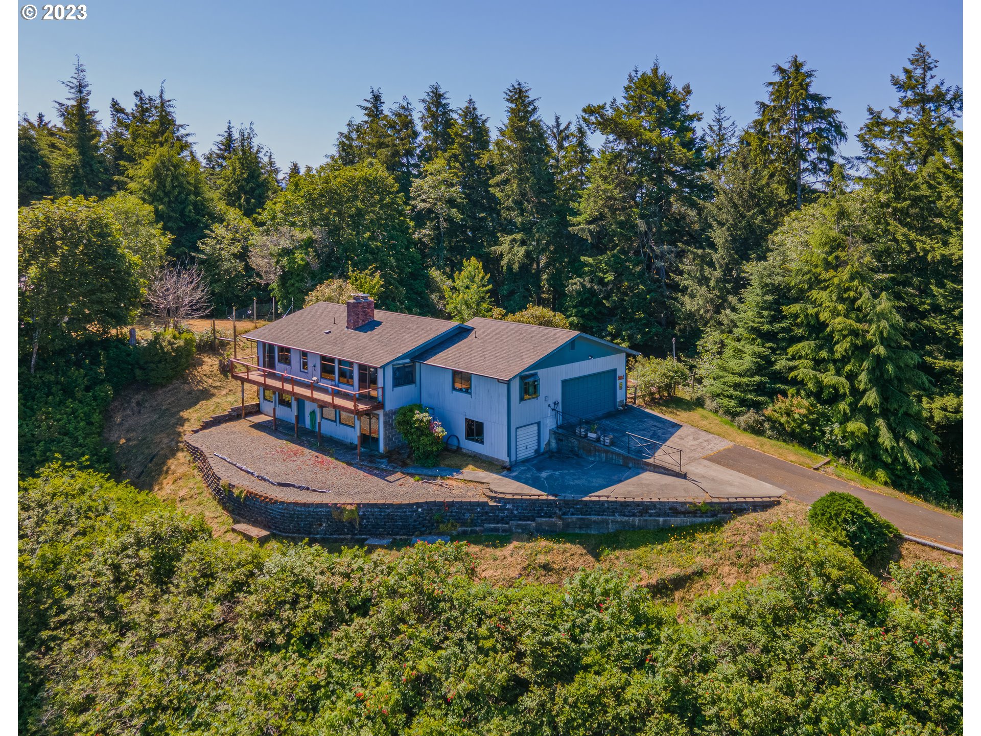 844 Crestview Drive Reedsport, OR 97467 - Photo 1 of 48
