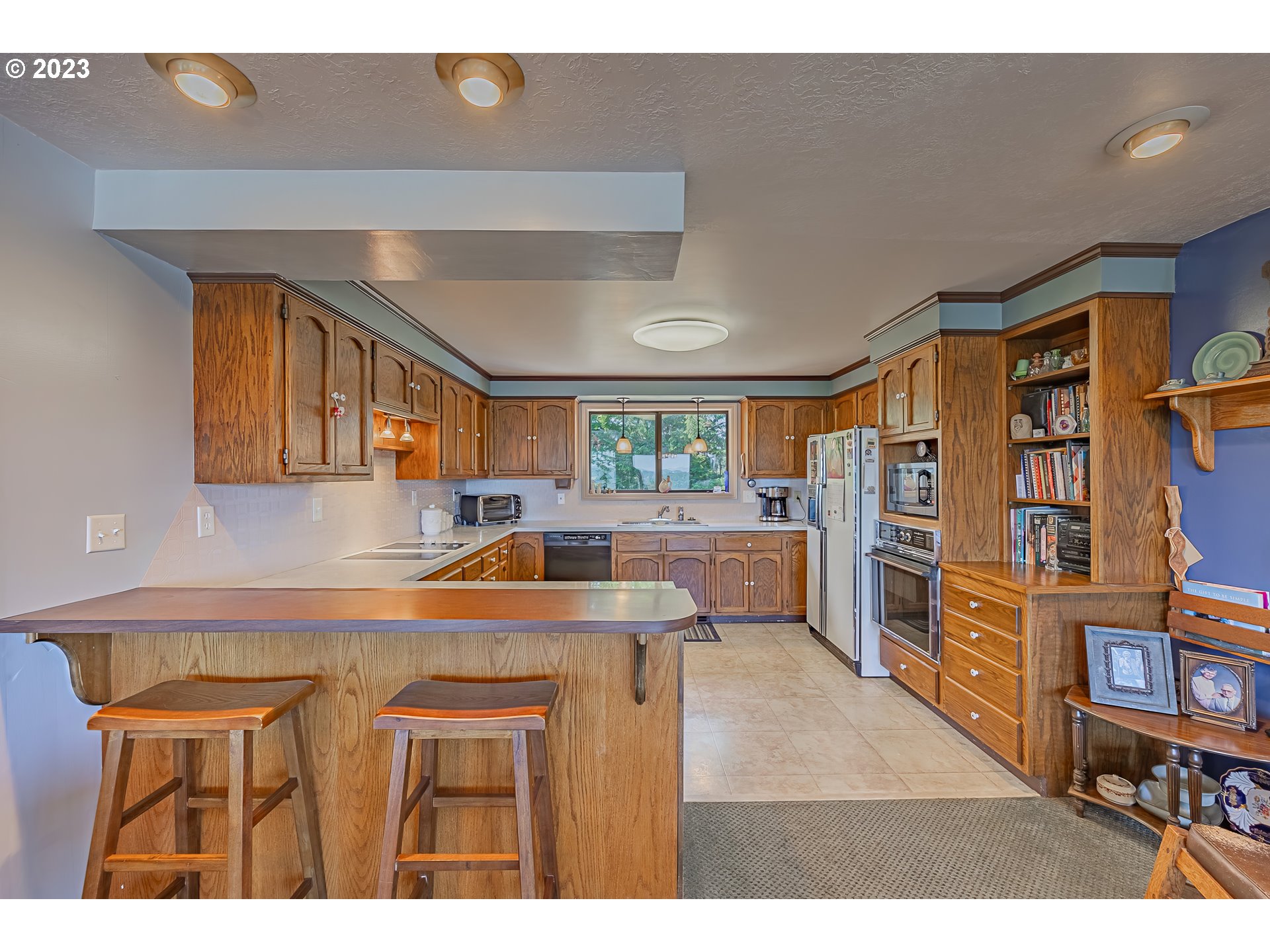 844 Crestview Drive Reedsport, OR 97467 - Photo 20 of 48