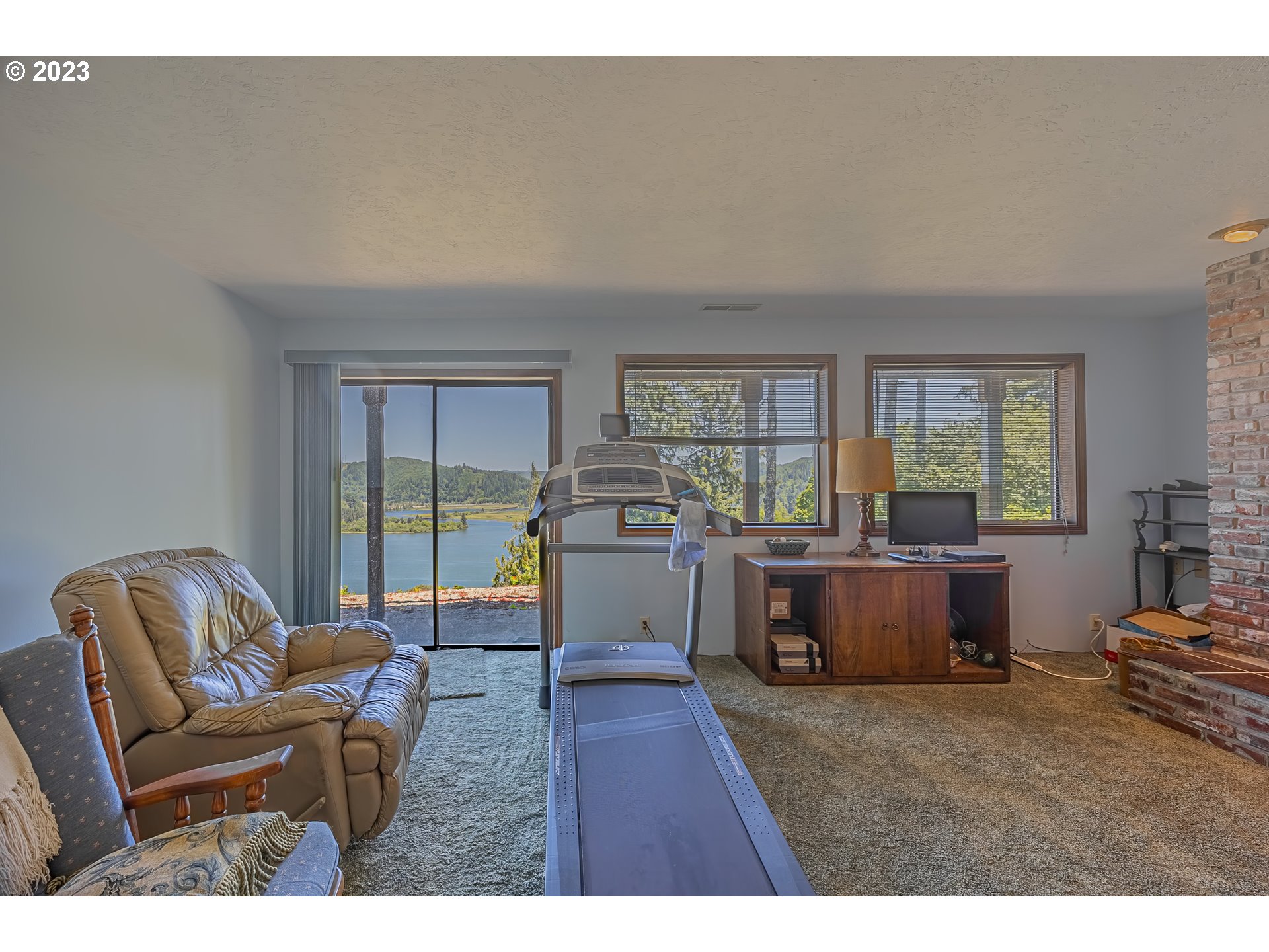 844 Crestview Drive Reedsport, OR 97467 - Photo 40 of 48