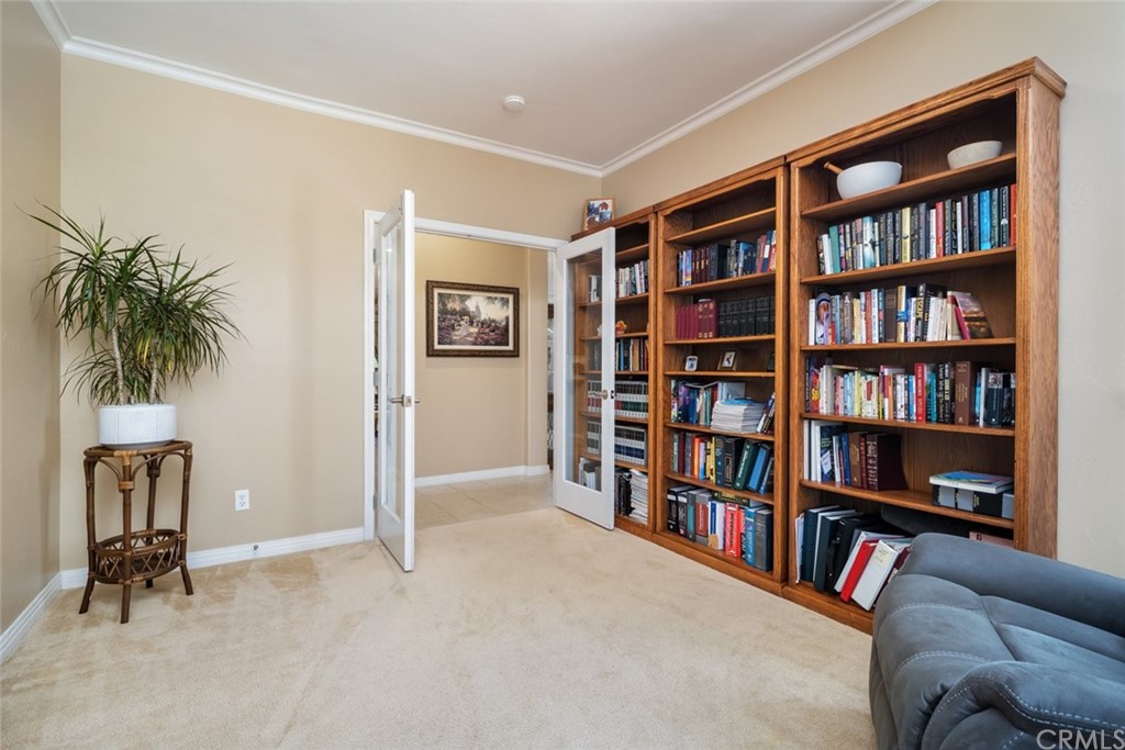 1675 Via Rojas Templeton, CA 93465 - Photo 26 of 60 a view of living room with furniture and book shelf