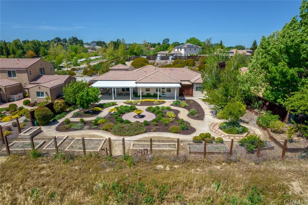 1675 Via Rojas Templeton, CA 93465 - Photo 46 of 60 an aerial view of a house with a garden