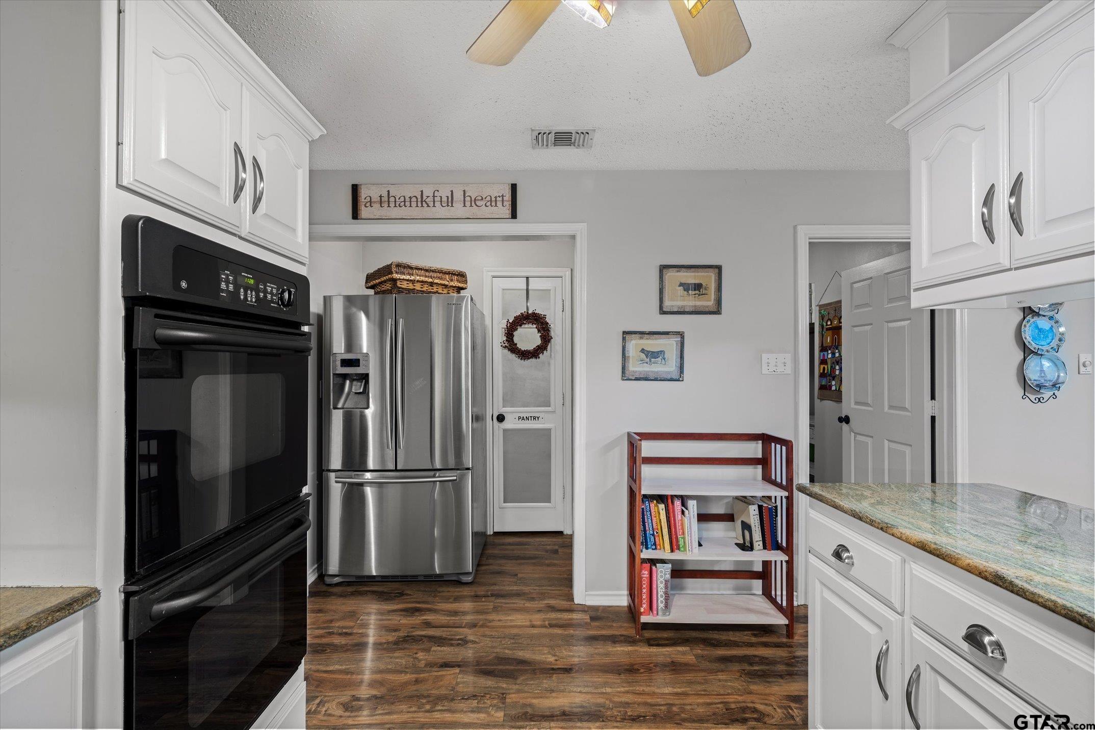 150 Green Oak Holly Lake Ranch, TX 75765 - Photo 16 of 48