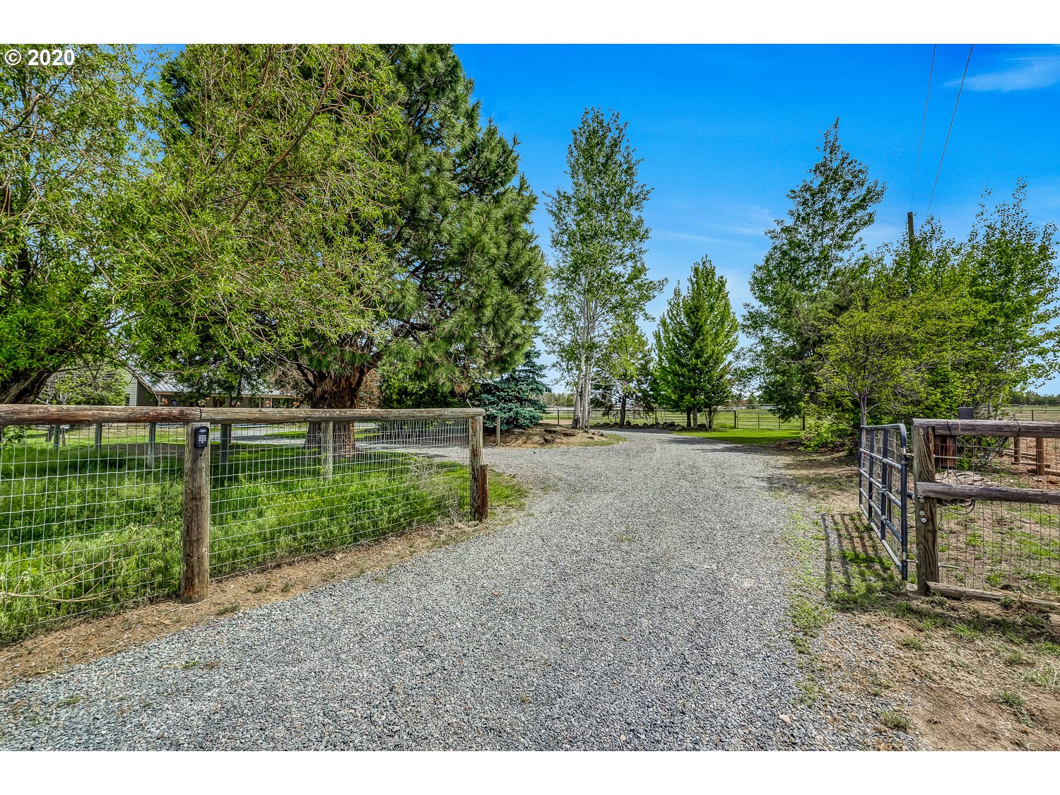65120 Collins Road Bend, OR 97703 - Photo 20 of 32