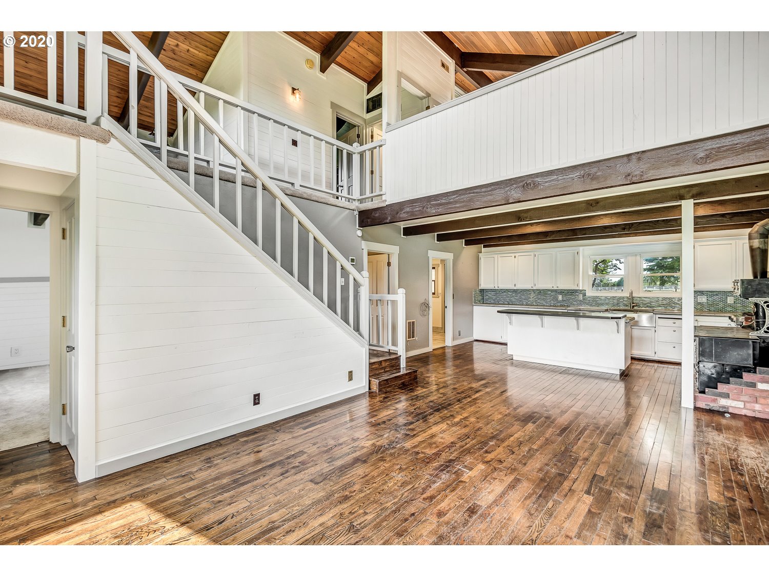 65120 Collins Road Bend, OR 97703 - Photo 4 of 32
