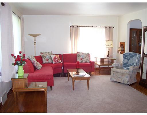 253 Highland Road Rochester, PA 15074 - Photo 4 of 14 Living Room. NICELY SIZED