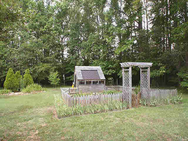 3528 Jack Road Clayton, NC 27520 - Photo 8 of 9 Gallery Image 8