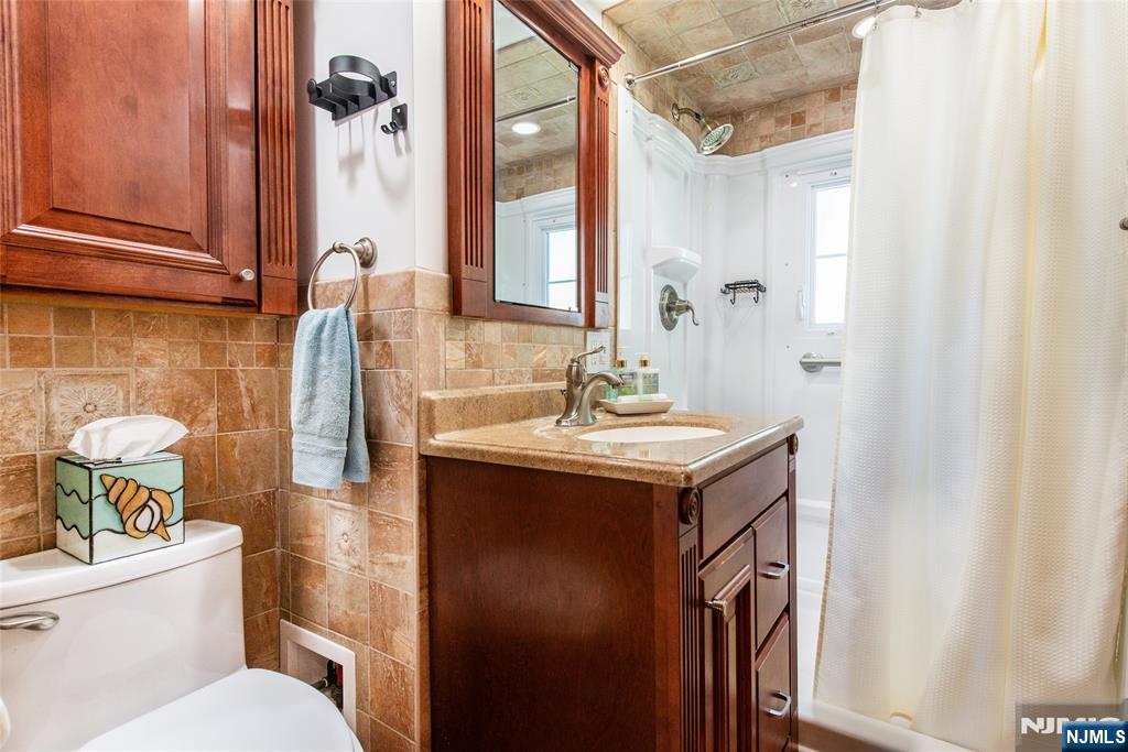 5 Sewell Road West Milford, NJ 07421 - Photo 12 of 22