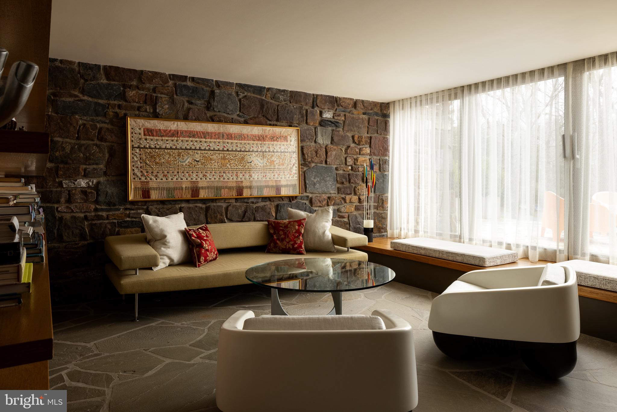 372 Brownsburg Road Newtown, PA 18940 - Photo 27 of 72 Primary Bedroom