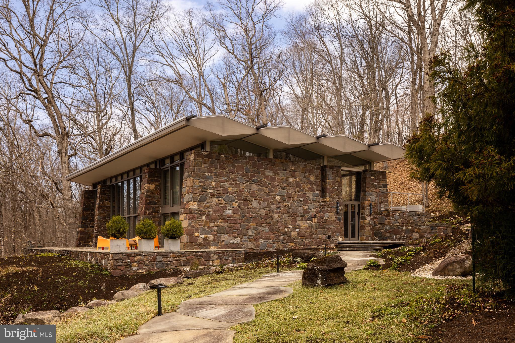 372 Brownsburg Road Newtown, PA 18940 - Photo 65 of 72 Exterior