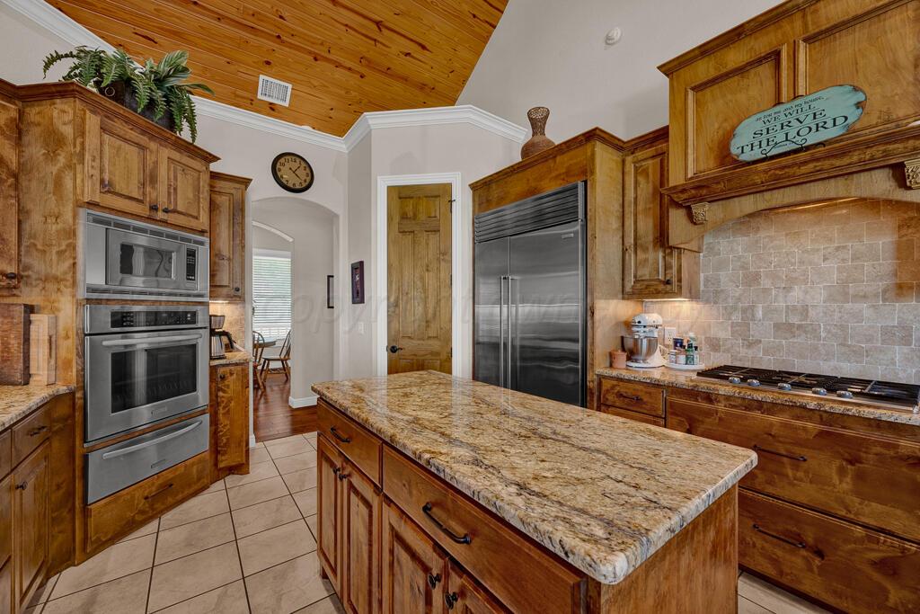 7701 Canyon Bend Road Amarillo, TX 79118 - Photo 21 of 67 kitchen 4