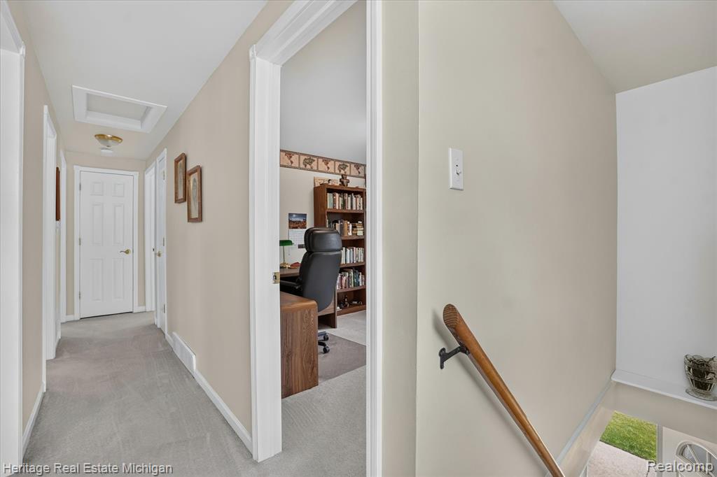 14038 Hogan Road Linden, MI 48451 - Photo 34 of 53