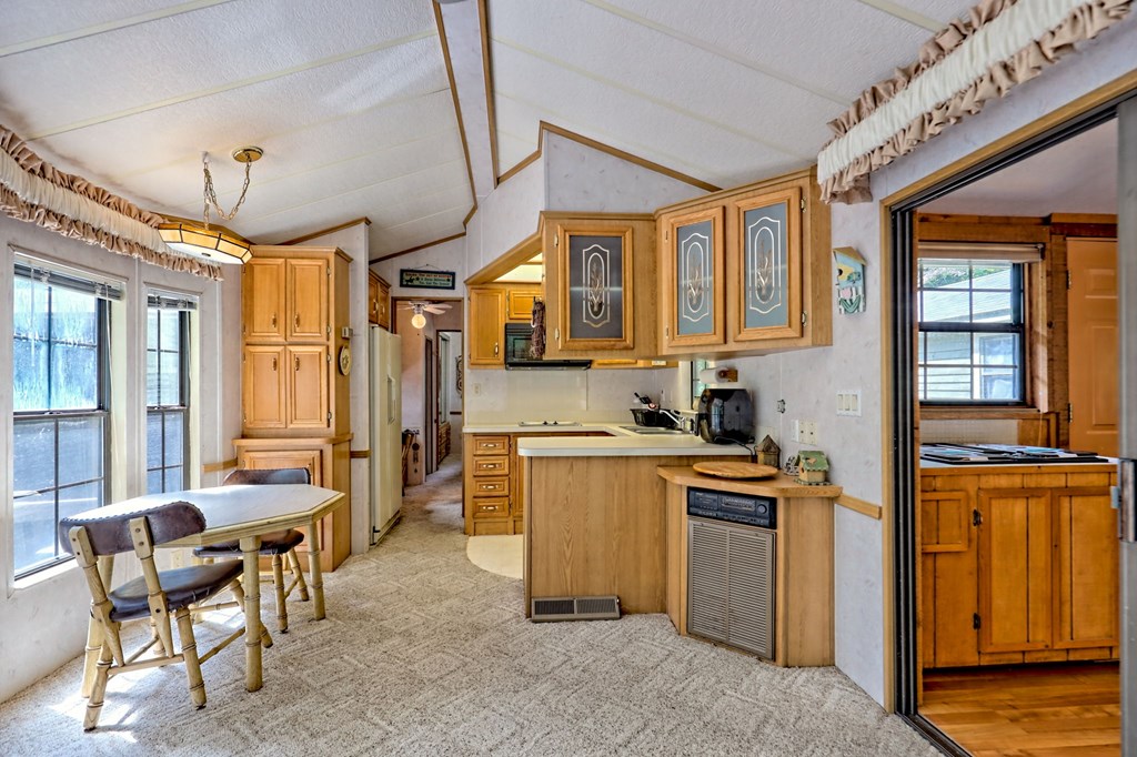641 Cold Branch Road Hayesville, NC 28904 - Photo 13 of 65