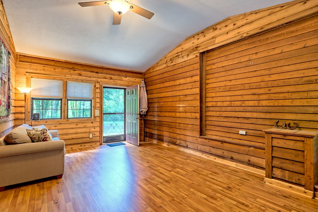641 Cold Branch Road Hayesville, NC 28904 - Photo 20 of 65 a view of livingroom with furniture