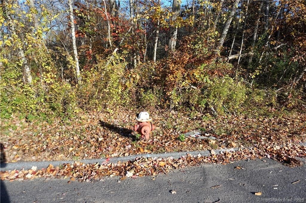 14 Colton Road East Lyme, CT 06357 - Photo 8 of 8