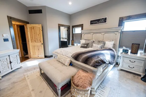 $2,990,000 | 3701 South 1500th Road, Rich Hill, MO 64779