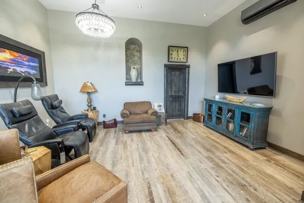 $2,990,000 | 3701 South 1500th Road, Rich Hill, MO 64779