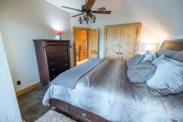 $2,990,000 | 3701 South 1500th Road, Rich Hill, MO 64779