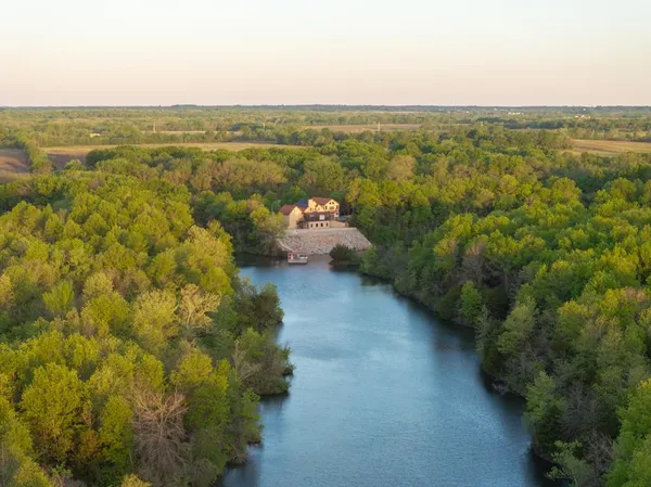 $2,990,000 | 3701 South 1500th Road, Rich Hill, MO 64779