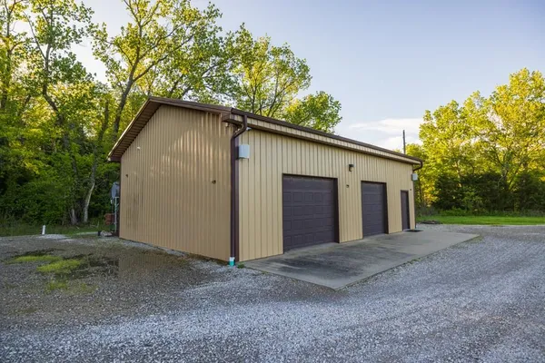 $2,990,000 | 3701 South 1500th Road, Rich Hill, MO 64779