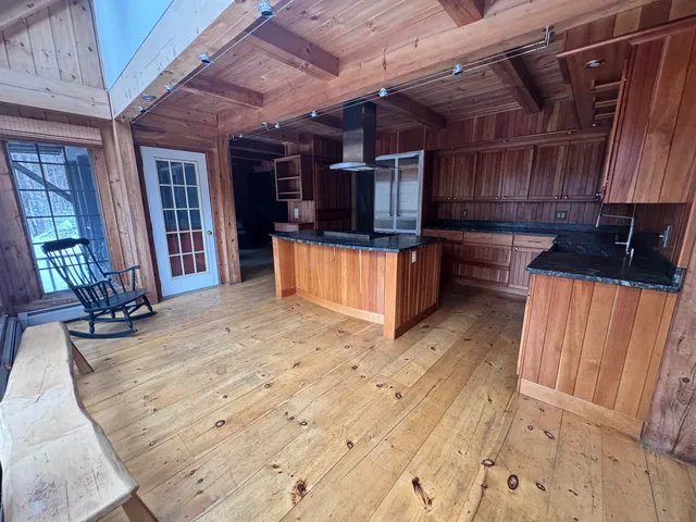 $999,000 | 157 Mehuron Drive, Waitsfield, VT 05673