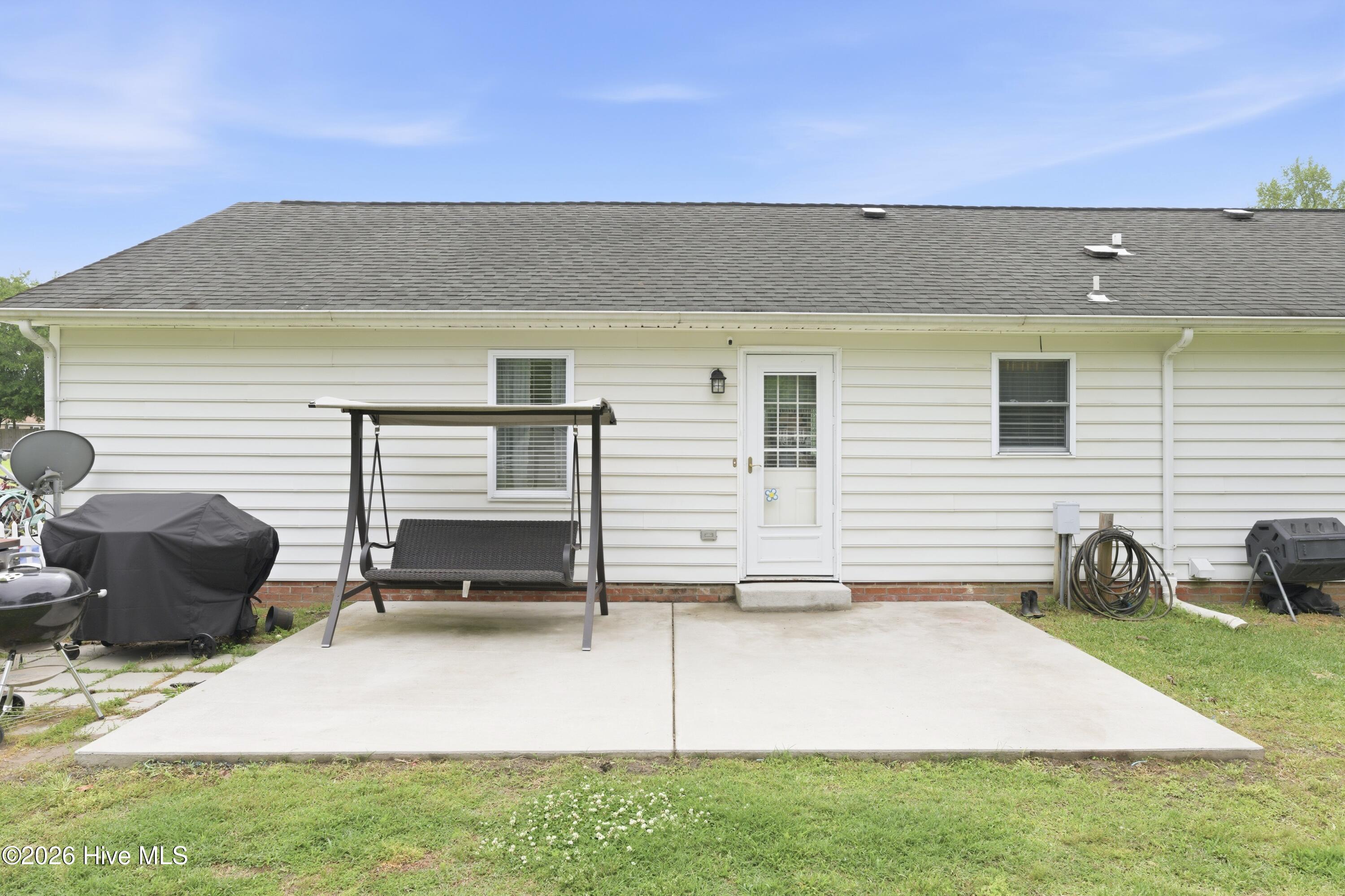 102 Tobacco Road New Bern, NC 28562 - Photo 5 of 37 IMG_0122