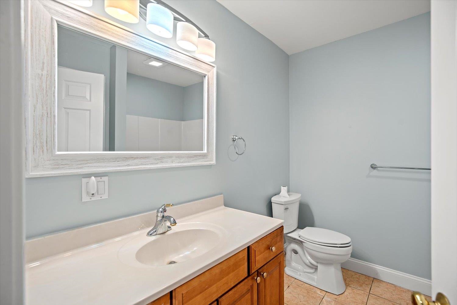 28 Weare Road Seabrook, NH 03874 - Photo 17 of 41