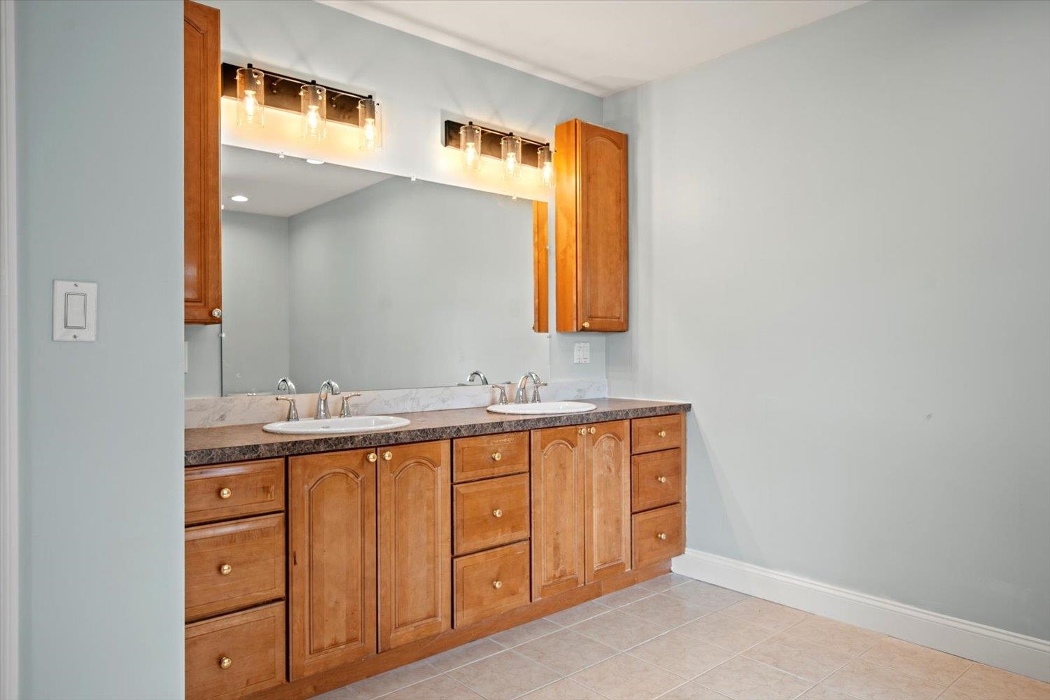 28 Weare Road Seabrook, NH 03874 - Photo 29 of 41