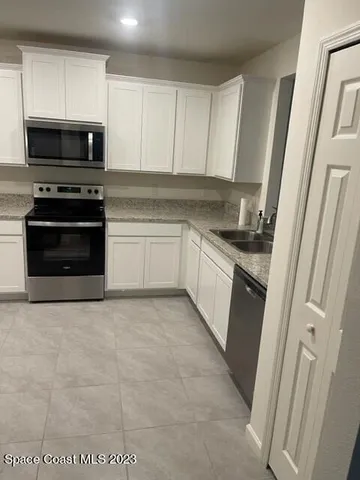 $2,025 | 7438 Tourmaline Drive, Grant, FL 32949