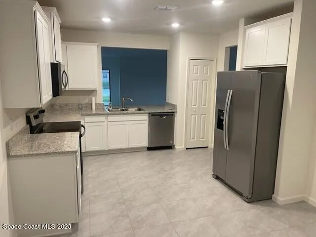 $2,025 | 7438 Tourmaline Drive, Grant, FL 32949