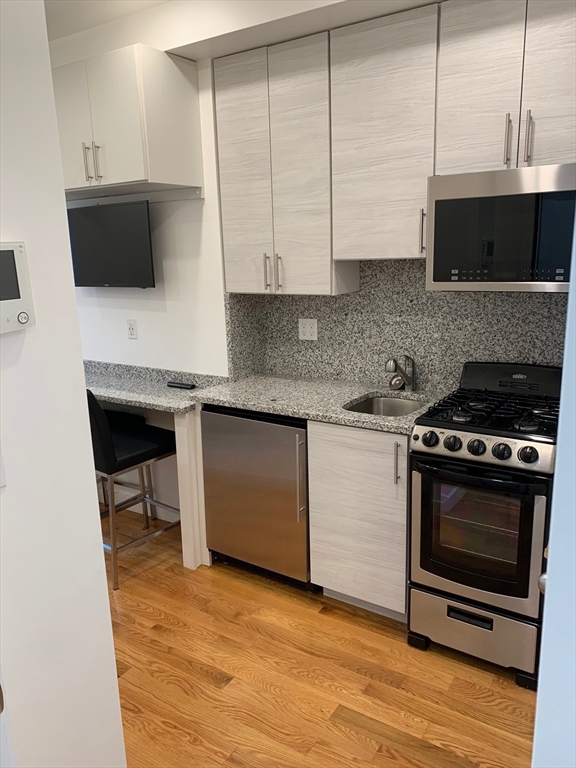 16 5th Street, Unit 5 Chelsea, MA 02150 - Photo 11 of 17