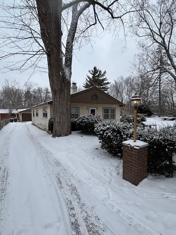 $245,000 | 25022 West Catherine Avenue, Antioch, IL 60002