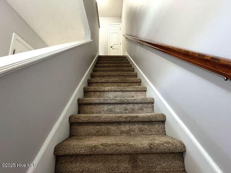 940 Linden Road, Unit 15 Pinehurst, NC 28374 - Photo 15 of 25 940 stairs