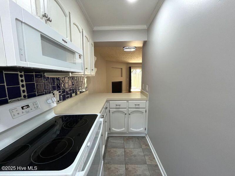 940 Linden Road, Unit 15 Pinehurst, NC 28374 - Photo 10 of 25 940 kitchen 1