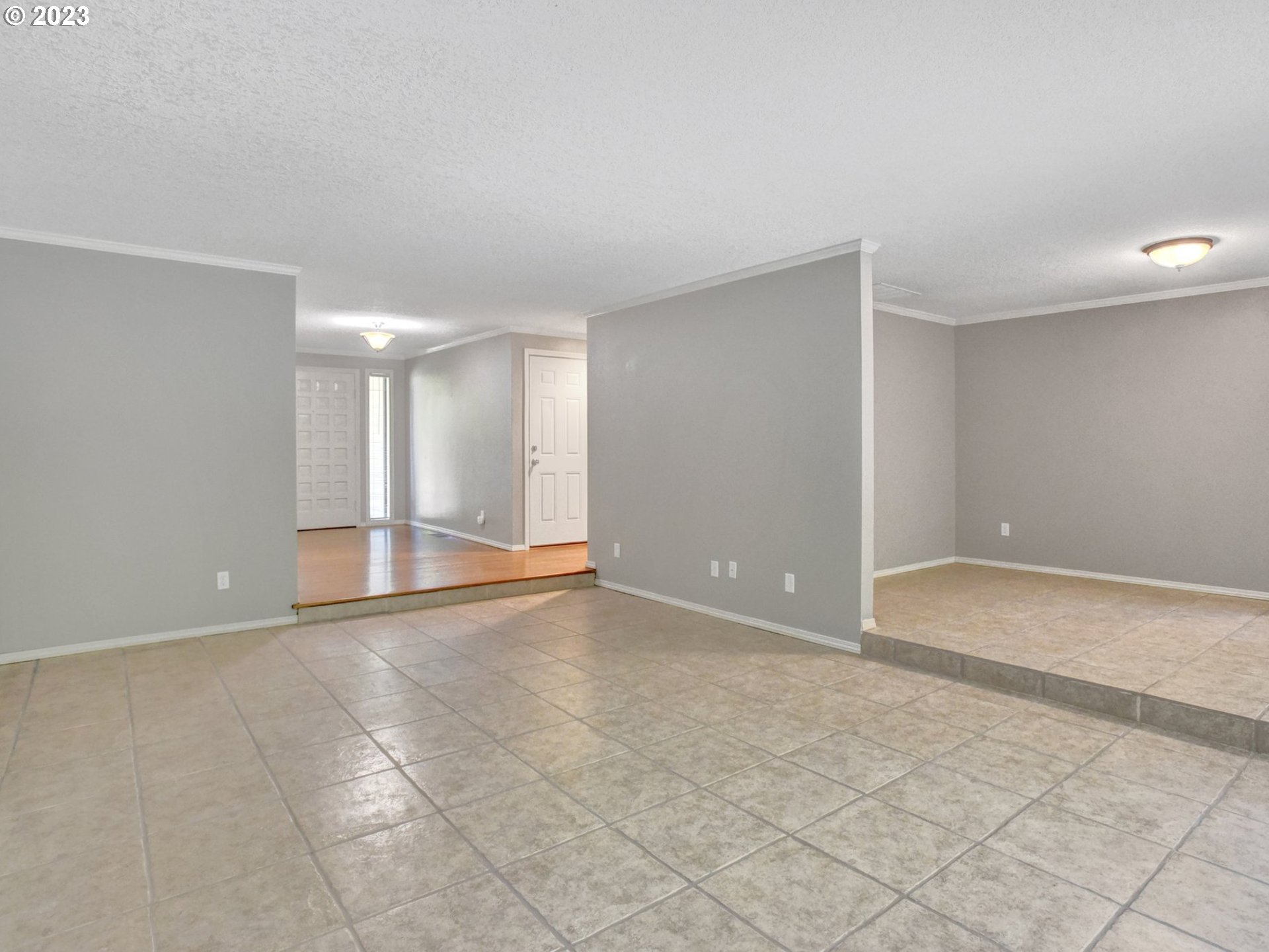 2050 Greentree Road Lake Oswego, OR 97034 - Photo 11 of 41 Gallery Image 11