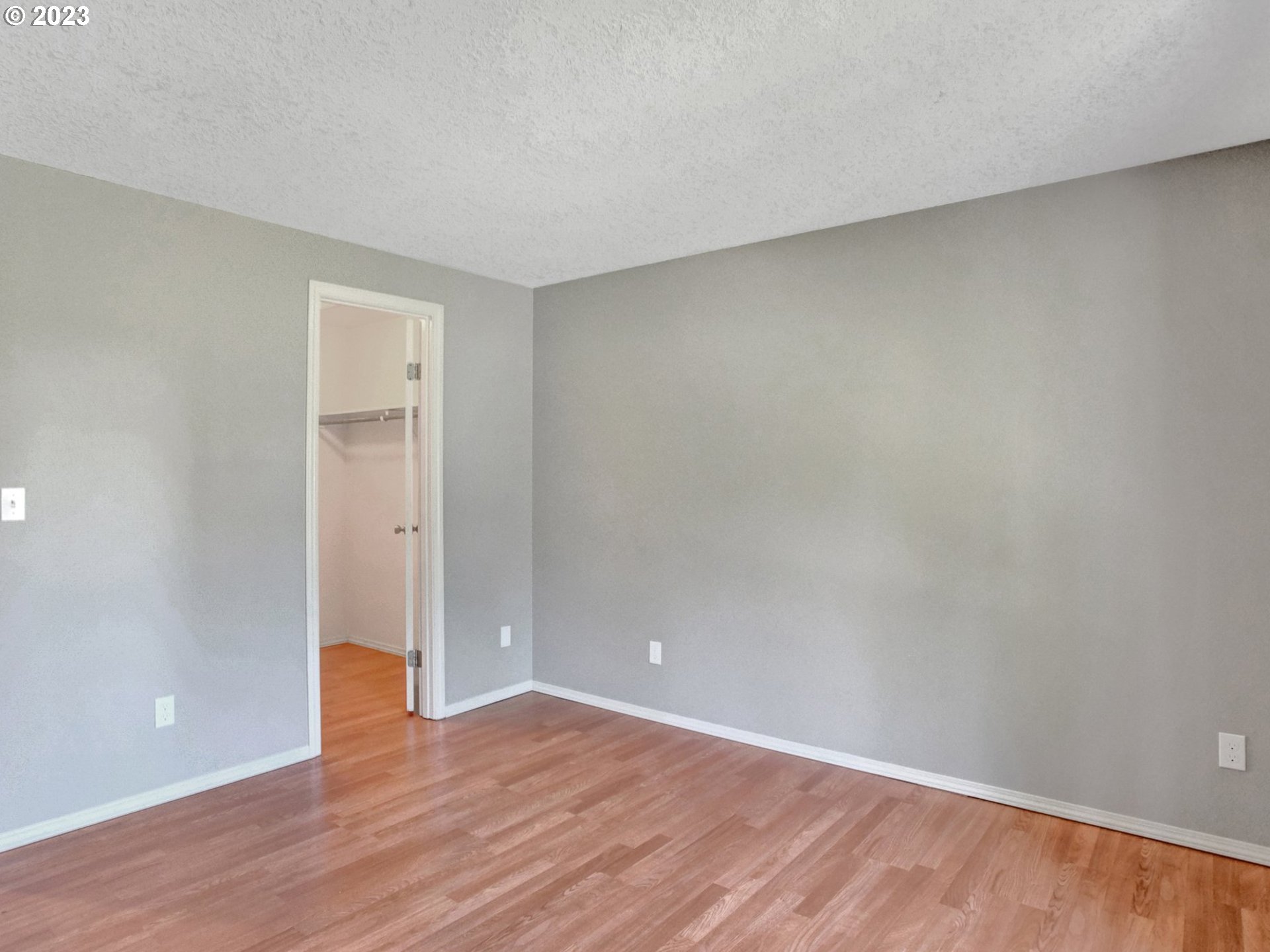 2050 Greentree Road Lake Oswego, OR 97034 - Photo 30 of 41 Gallery Image 30