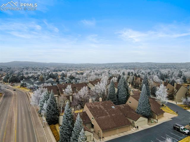 5048 Castledown Road Colorado Springs, CO 80917 - Photo 8 of 11