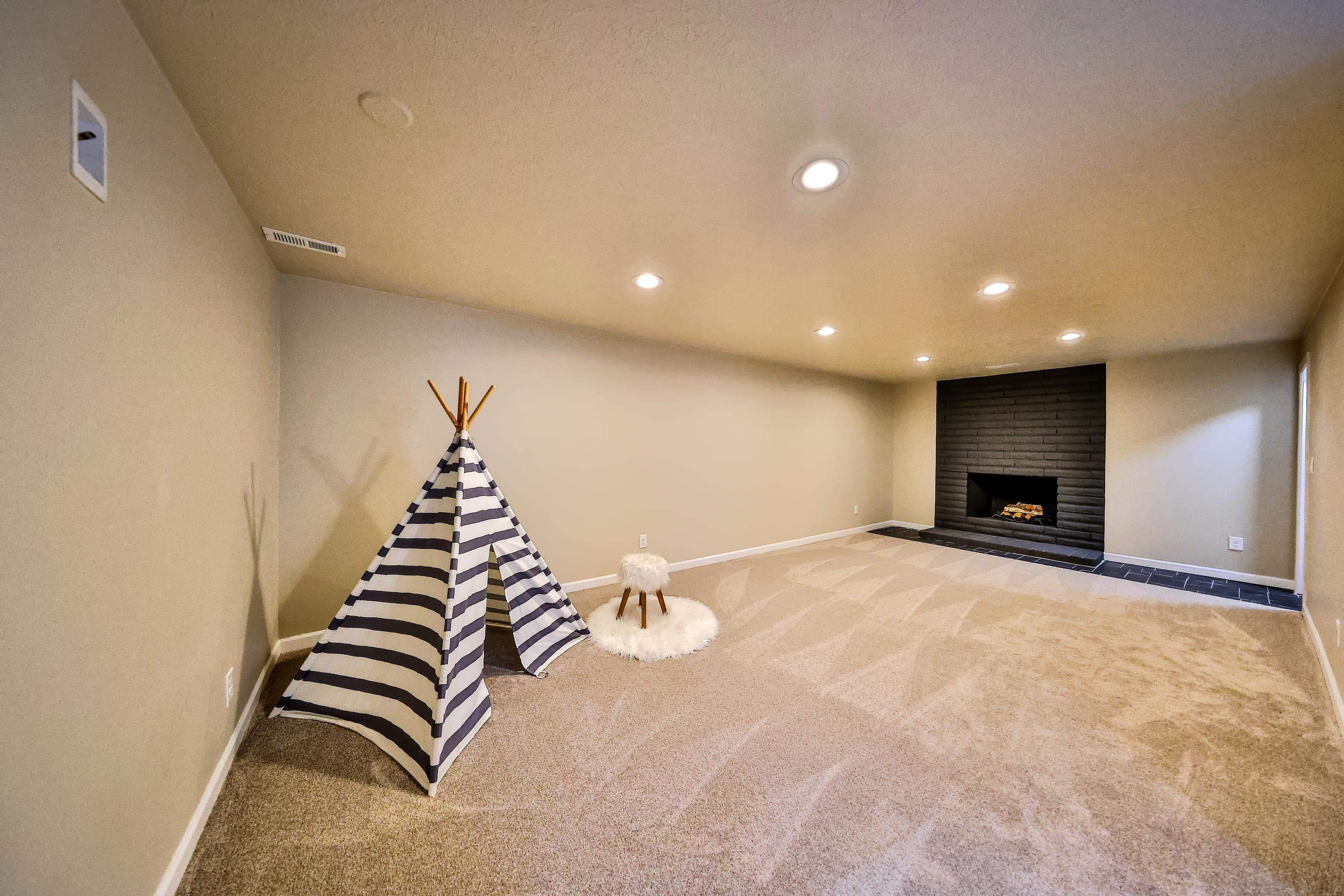 4725 South Bates Road Spokane, WA 99206 - Photo 26 of 48