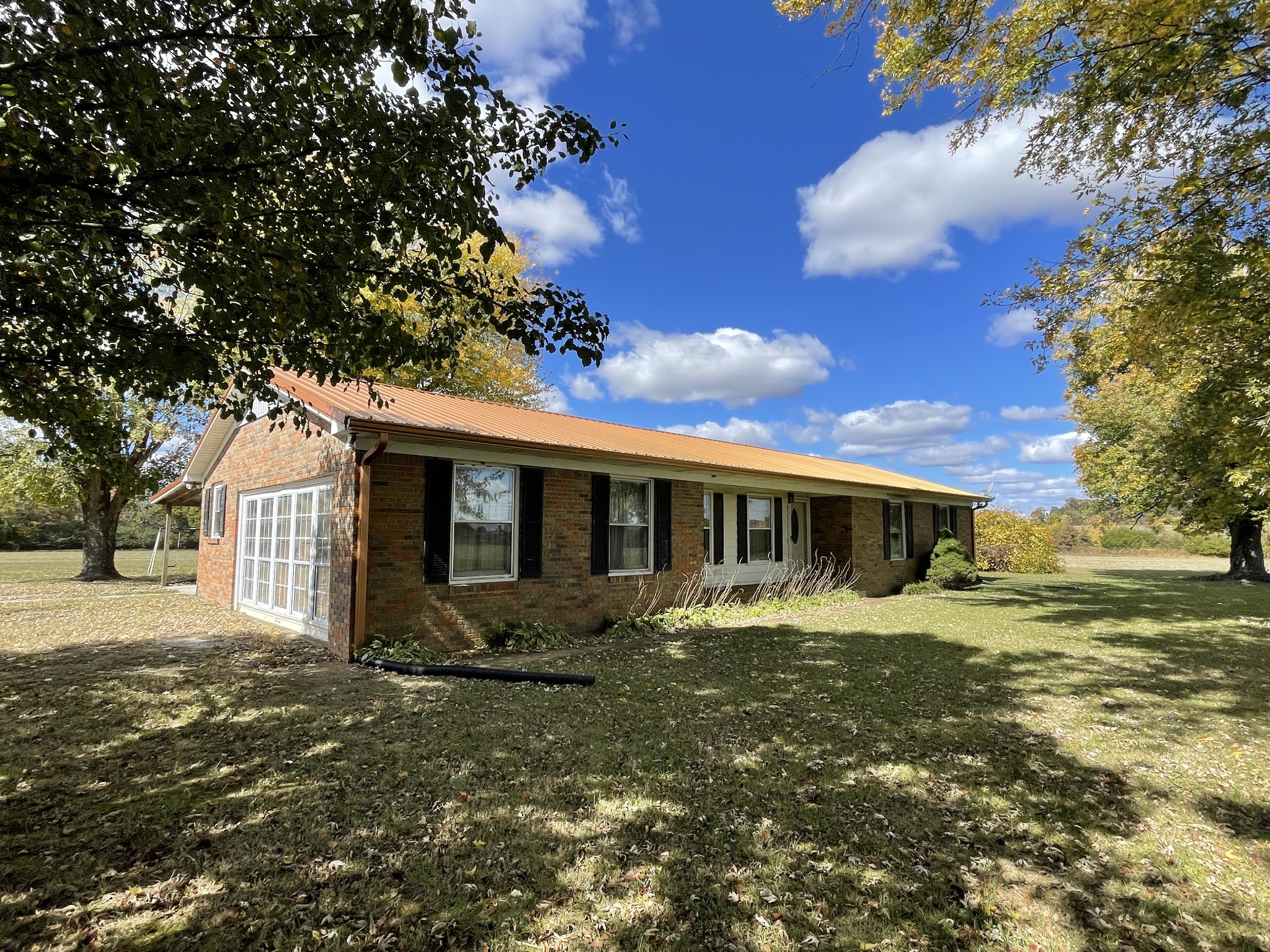 49 Gang Road Lawrenceburg, TN 38464 - Photo 1 of 27 Gallery Image 1