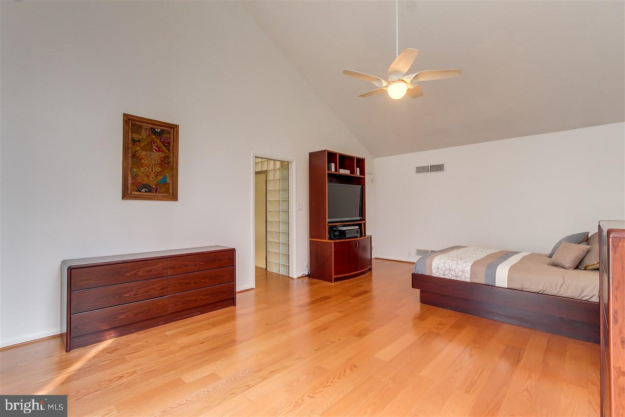 671 Owen Road York, PA 17403 - Photo 15 of 31 Gallery Image 15