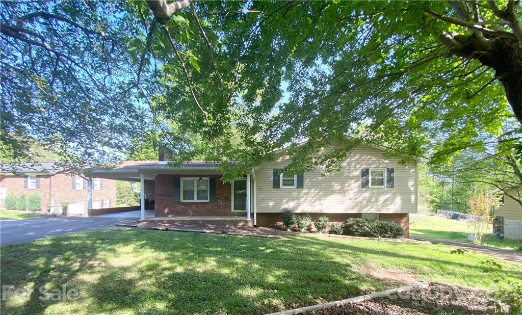 2226 Olde Well Road Hudson, NC 28638 - Photo 2 of 20 Gallery Image 2